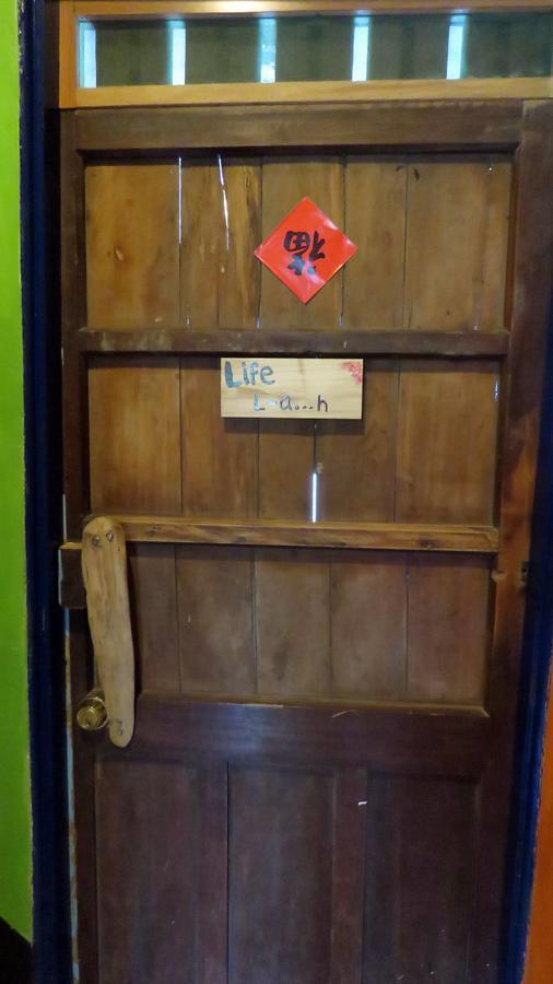 Dulan Groundnut Backpacker Hostel Donghe Exterior foto